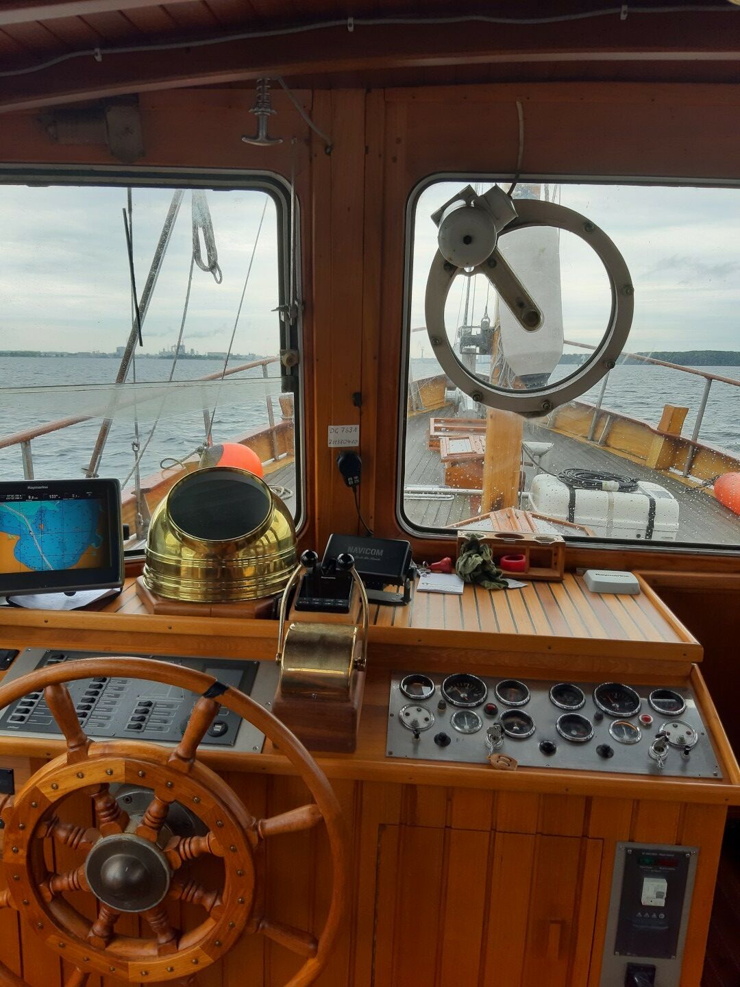 Bueltjer Motorsailer 4