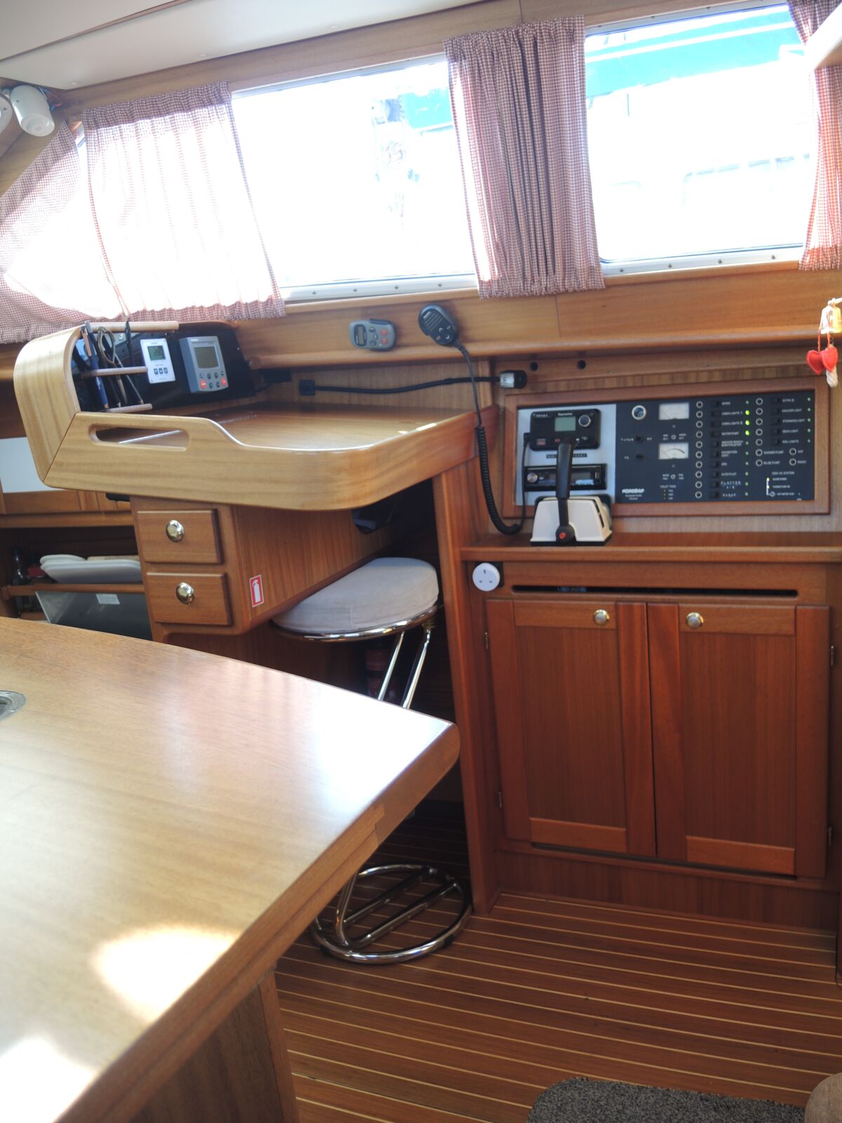 Deck Salon Segelyacht Nordship 35 DS Sailing World Yachtbrokers Heiligenhafen12