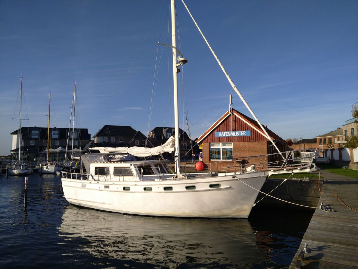 Motorsailer Island Trader 40 Sailing World Yachtbrokers Heiligenhafen 2
