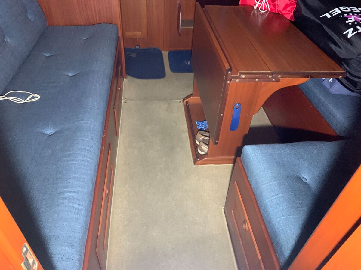 Motorsegler Hallberg-Rassy 94 Sailing World Yachtmakler 80