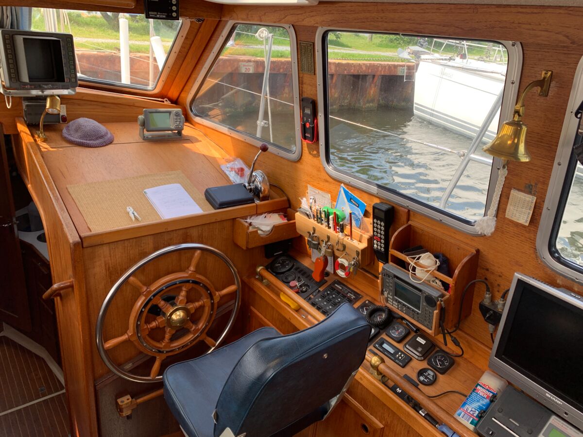 Motorsegler Nauticat 35 Sailingworld Yachtmakler Heiligenhafen 23