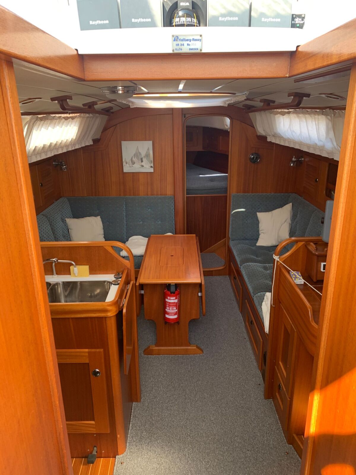 Sailing Yacht Hallberg-Rassy 34 Sailing World Yachtmakler Heiligenhafen 45