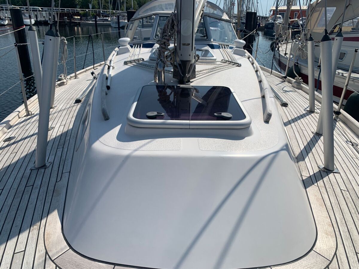 Sailing Yacht Hallberg-Rassy 34 Sailing World Yachtmakler Heiligenhafen 63