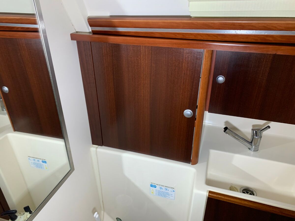 Sailing Yacht Hanse 375 Sailing World Yachtbrokes Heiligenhafen (24)