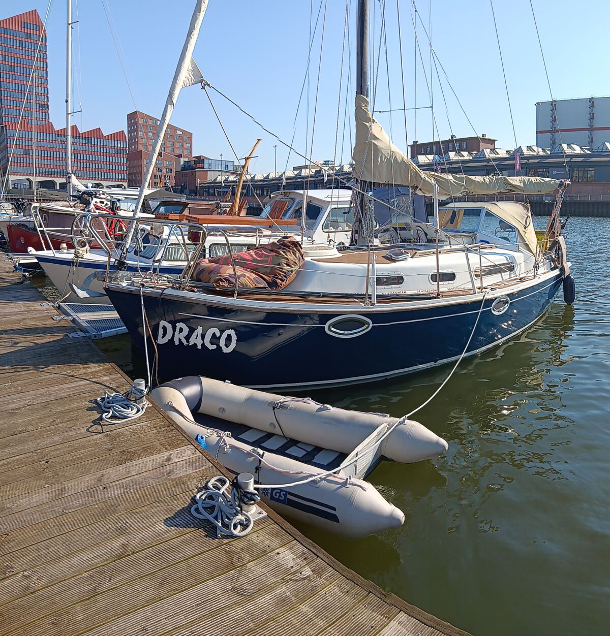 Sailing Yacht Snapdragon Sailing World Yachtbrokers 1