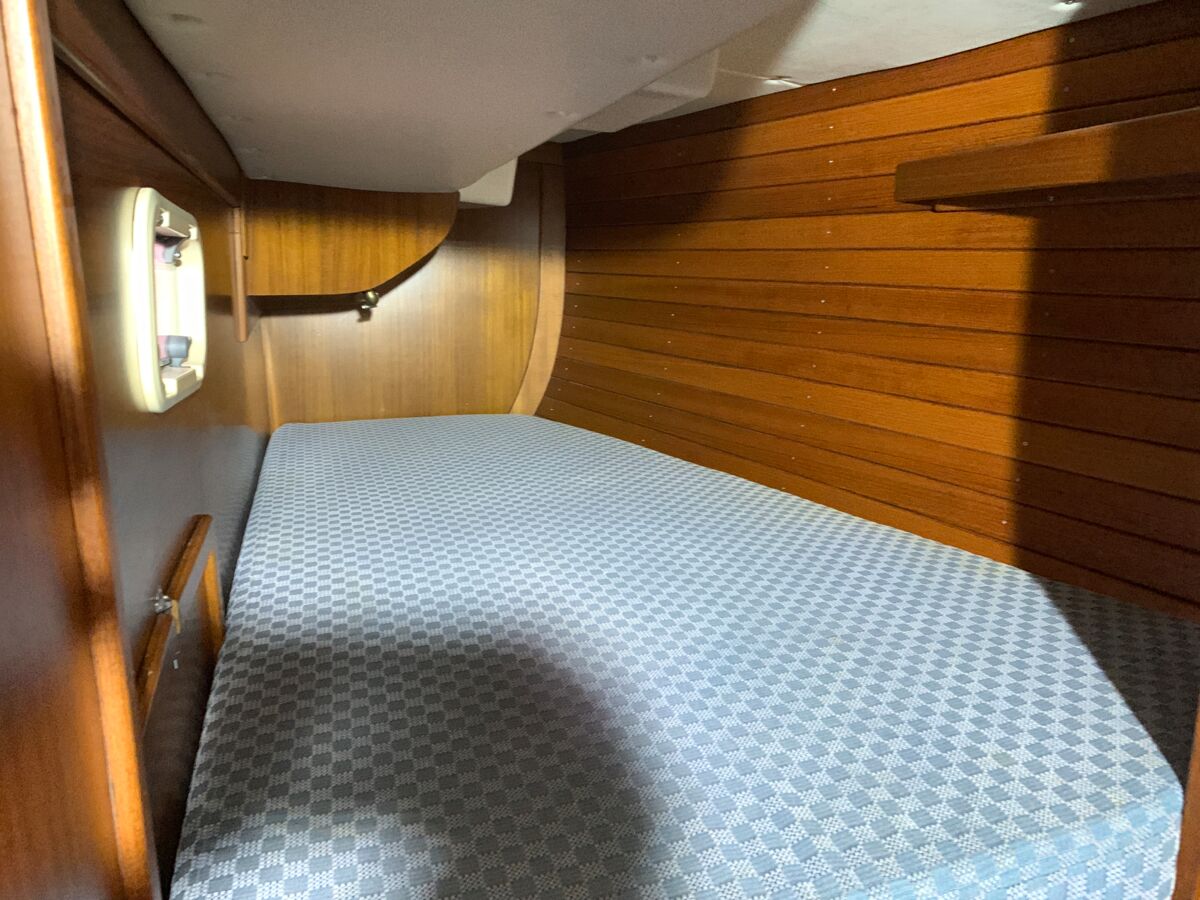 Sailing Yacht Wasa 370 Sailing World Yachtbrokers 23