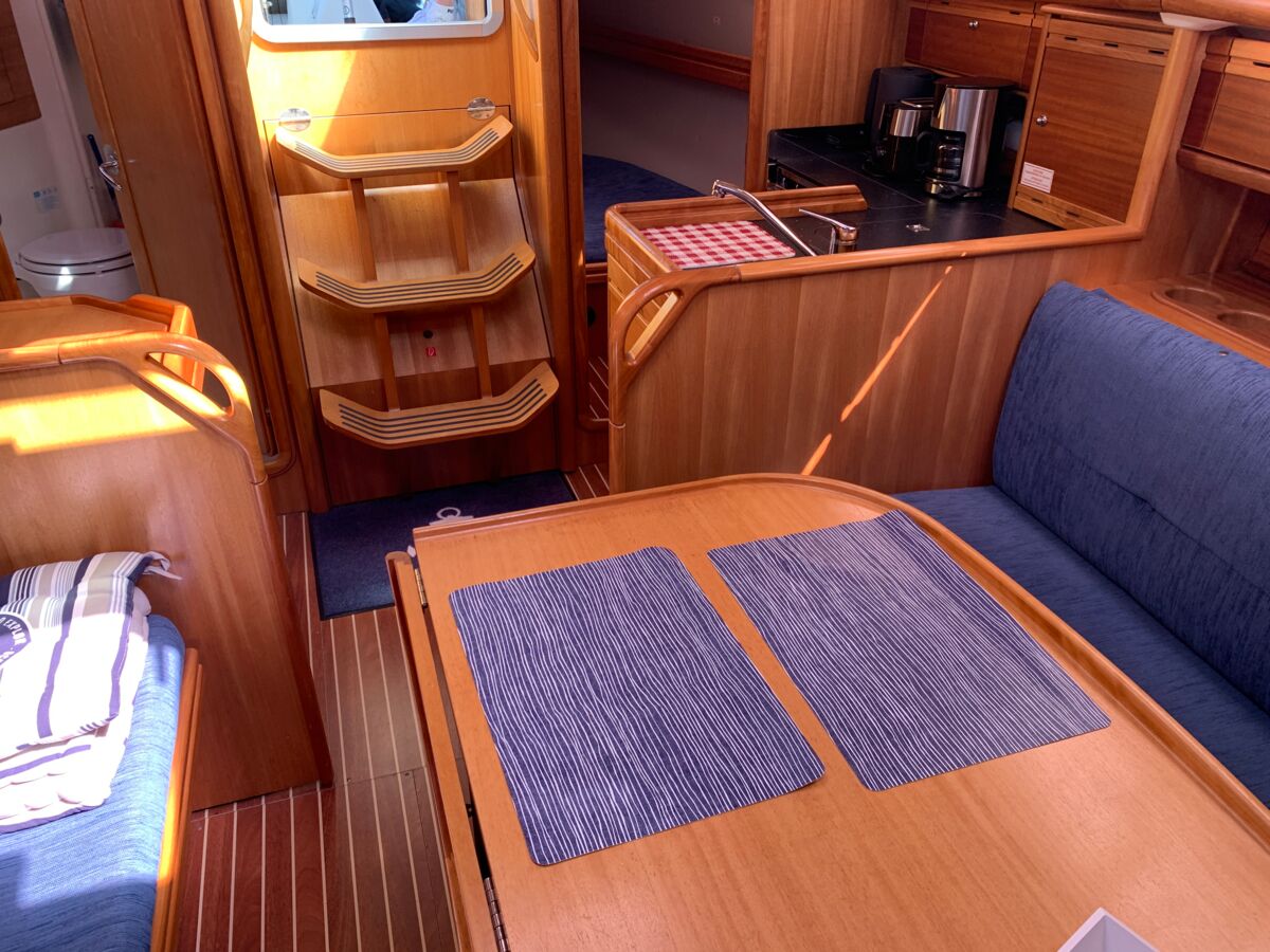 Segelyacht Bavaria 31 Cruiser Limited Edition Saling World Yachtmakler Heiligenhafen 18