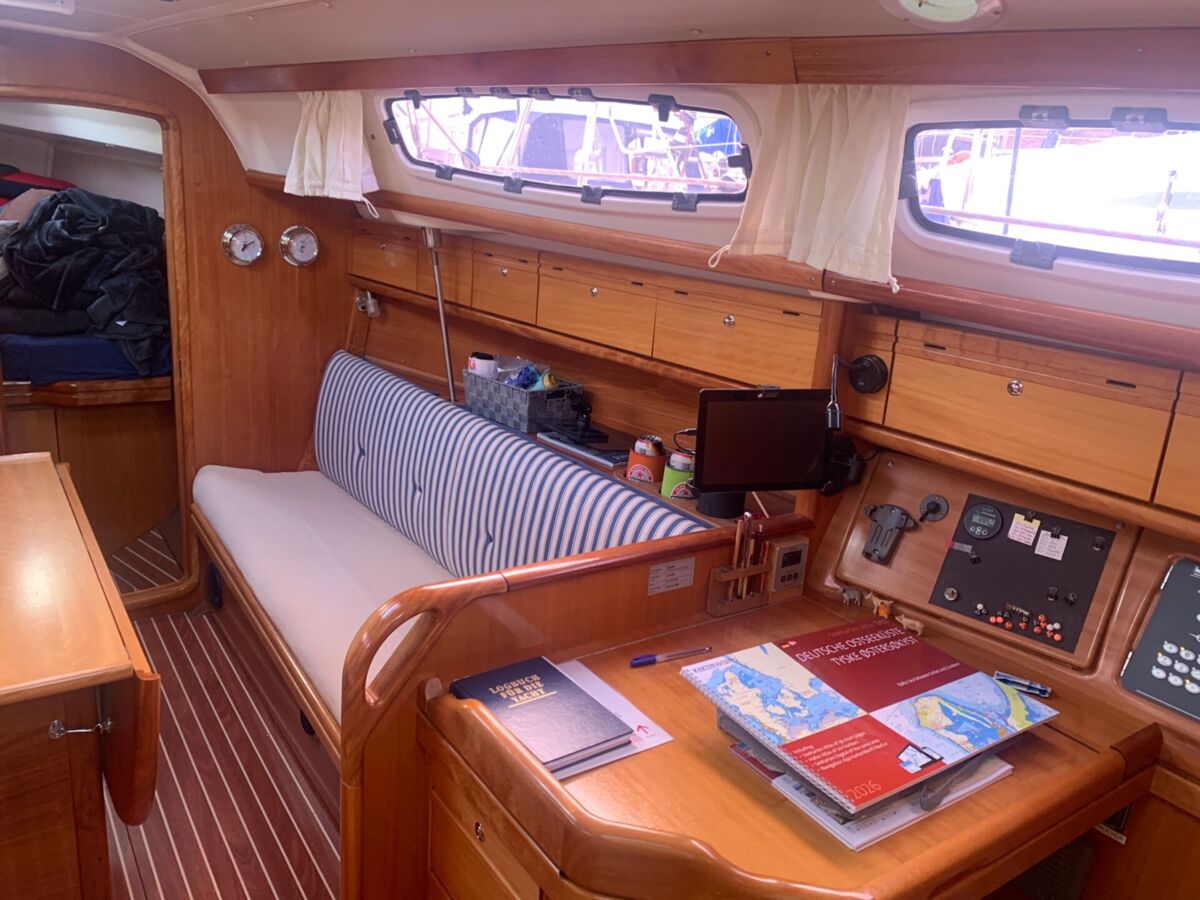 Segelyacht Bavaria 31 Cruiser Sailing World Yachtbrokers Heiligenhafen 8