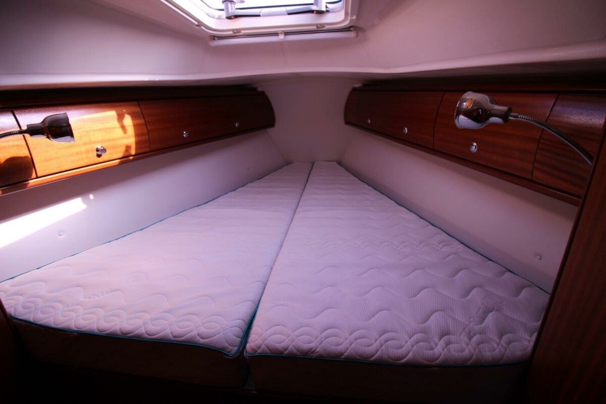 Segelyacht Bavaria 32 Sailing World Yachtmakler Heiligenhafen 12