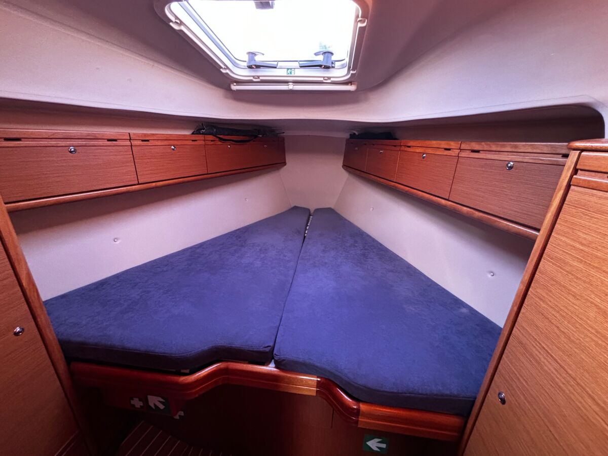 Segelyacht Bavaria 34 Cruiser Sailing World Yachtmakler Heiligenhafen 13