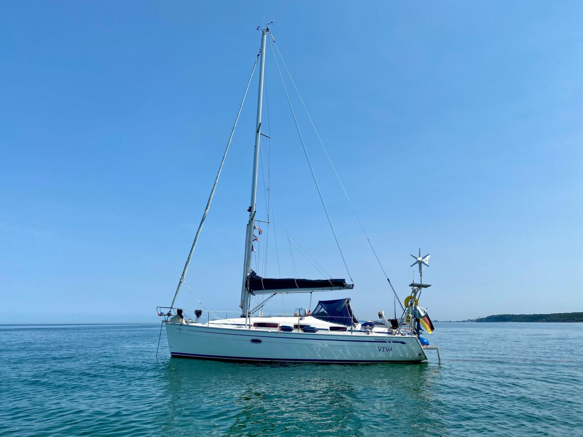 Segelyacht Bavaria 34 Cruiser Sailing World Yachtmakler Heiligenhafen 2