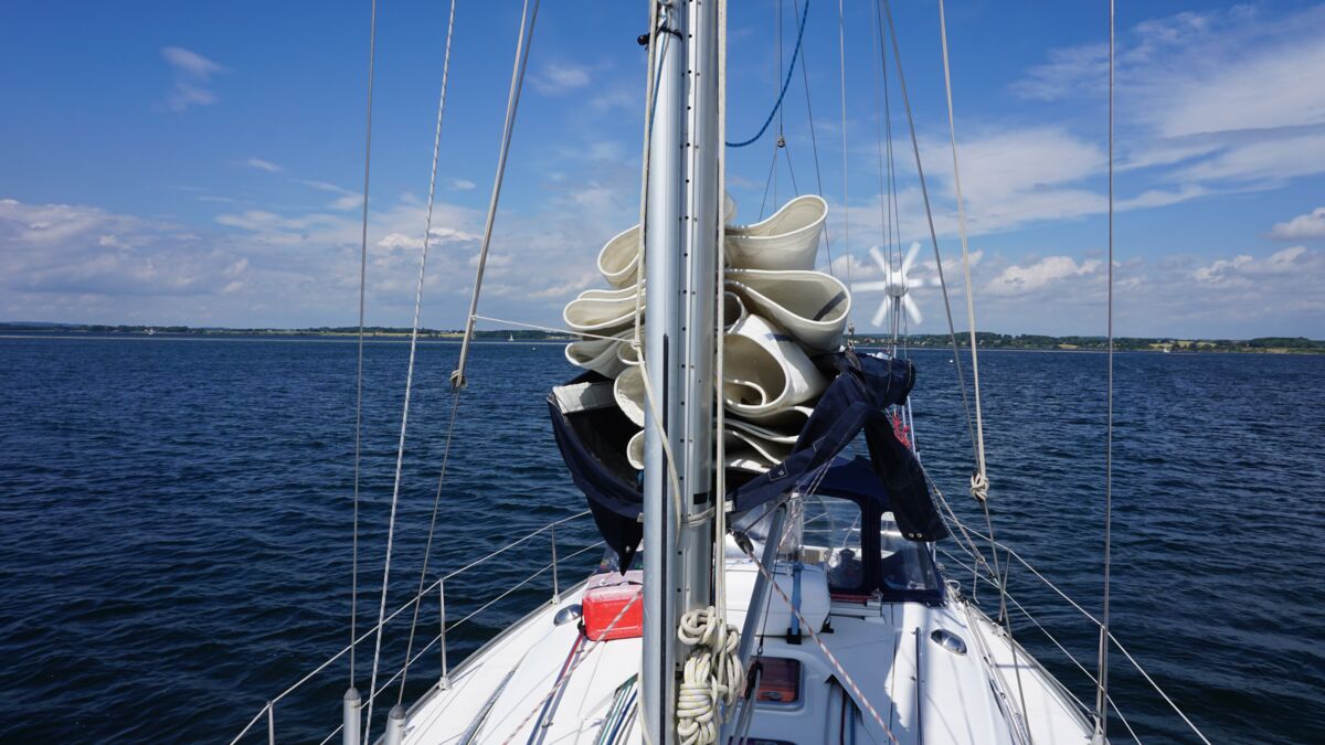 Segelyacht Bavaria 34 Cruiser Sailing World Yachtmakler Heiligenhafen 38