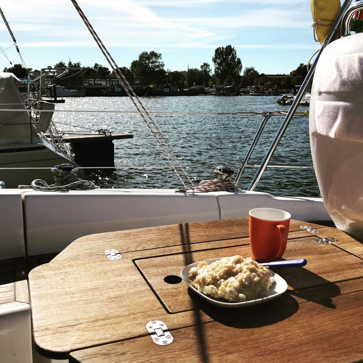 Segelyacht Bavaria 34 Cruiser Sailing World Yachtmakler Heiligenhafen 39