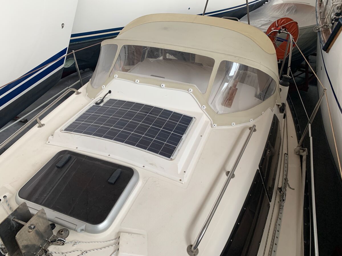 Segelyacht Hai 760 Decksalon Sailing World Yachtmakler 40