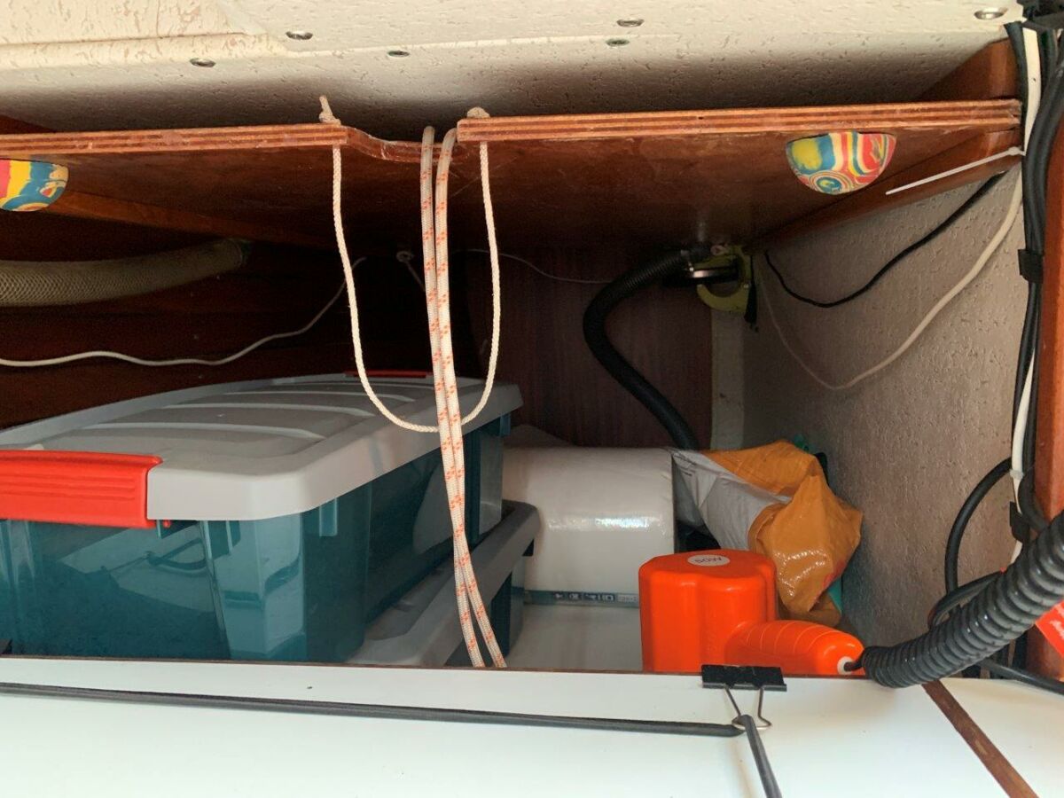 Segelyacht Hallberg-Rassy 29 Fehmarn Sailing World Yachtmakler 43