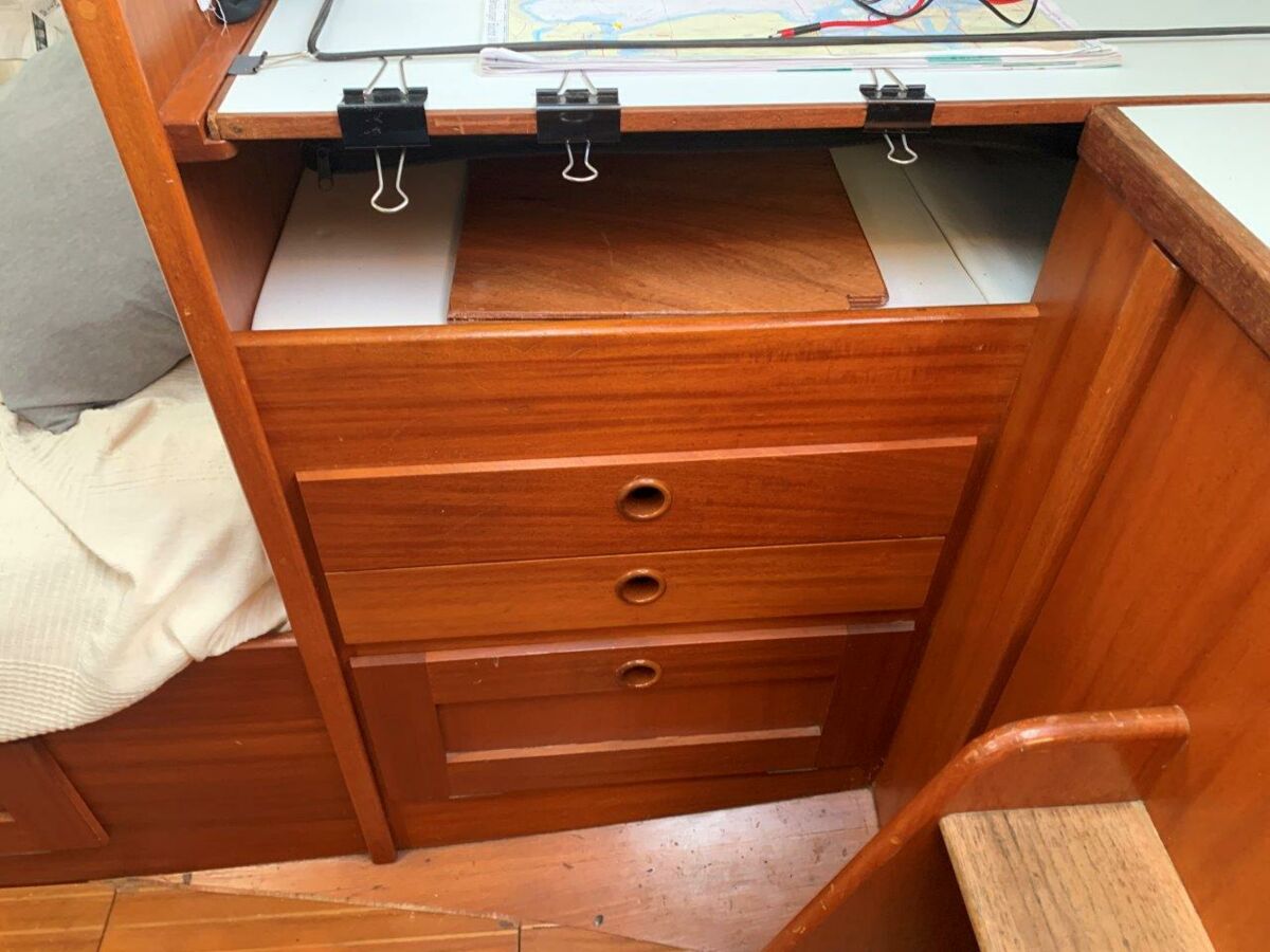 Segelyacht Hallberg-Rassy 29 Fehmarn Sailing World Yachtmakler 46