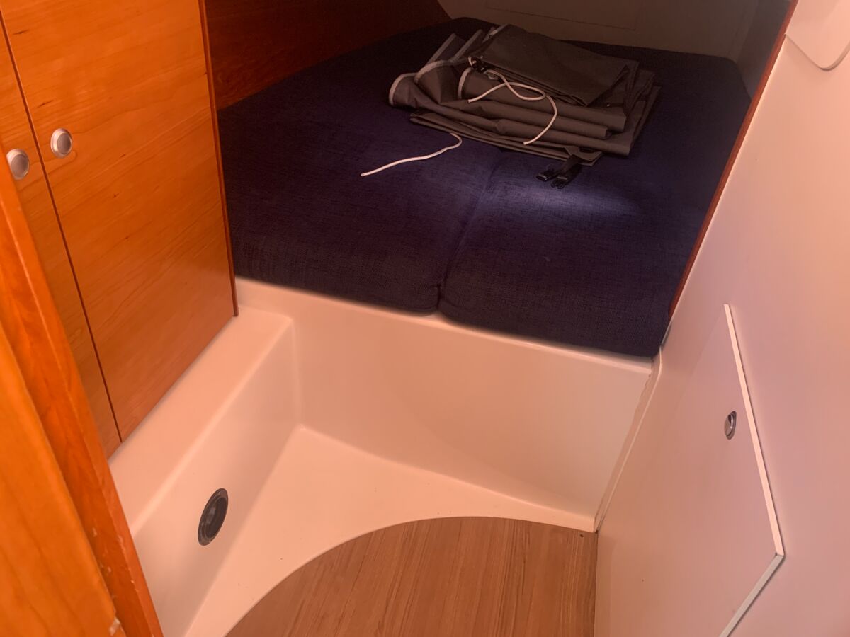 Segelyacht Hanse 370 Sailing World Yachtbrokers Heiligenhafen 26