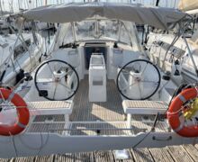 Beneteau Oceanis 35.1 Sailing World Yachtmakler 2