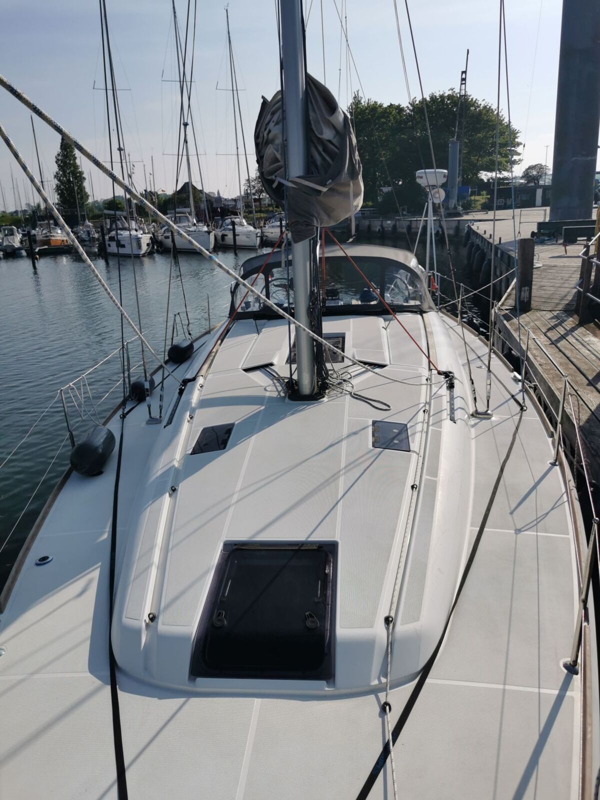 Jeanneau Sun Odyssey 449 Sailing World 20