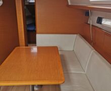 Jeanneau Sun Odyssey 449 Sailing World 6