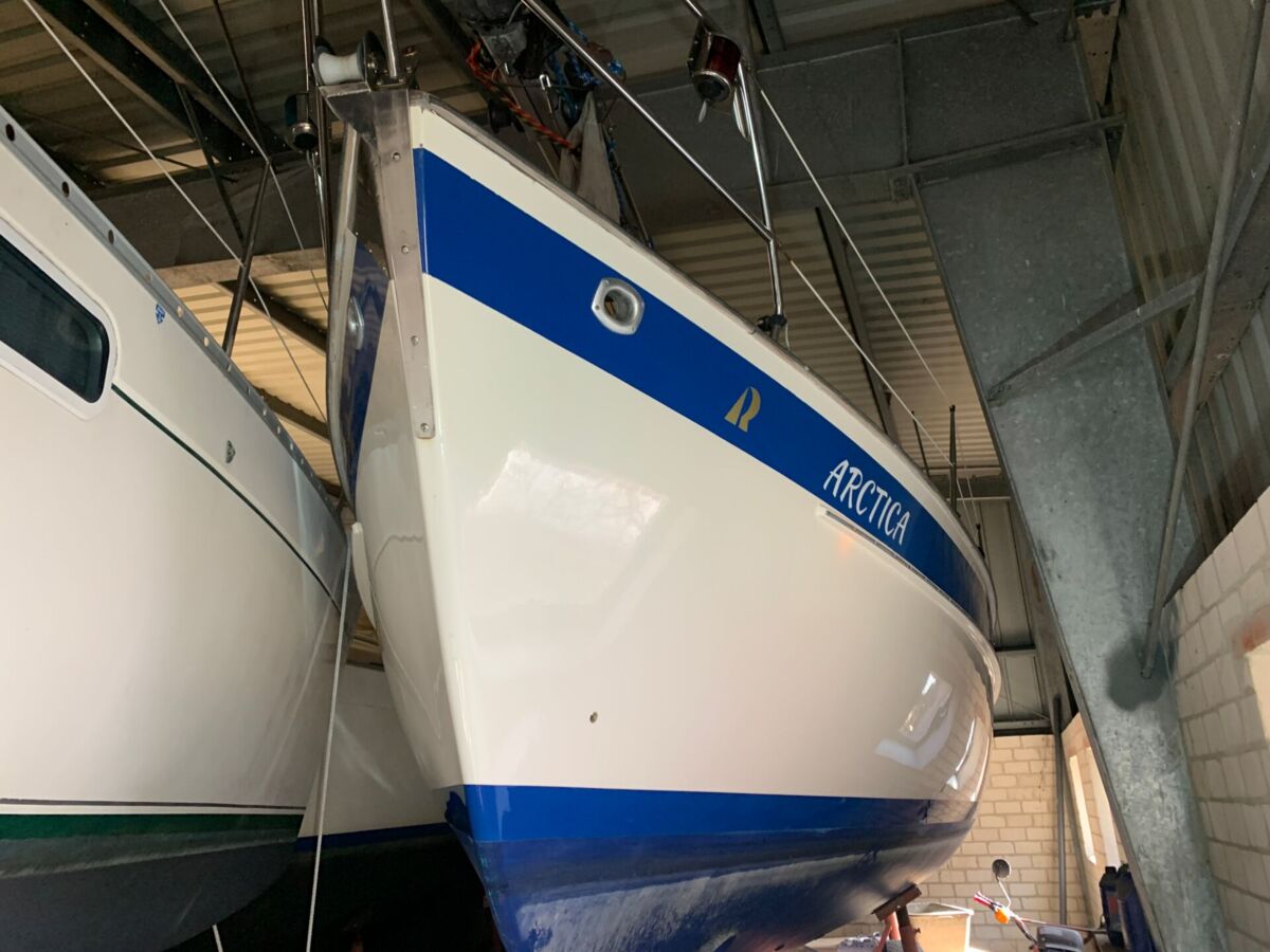 Motorsegler Hallberg-Rassy 94 Sailing World Yachtmakler 2