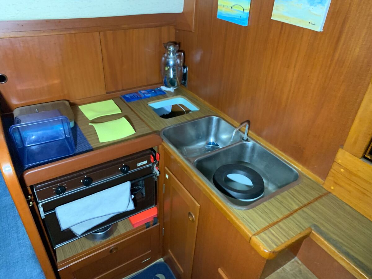 Motorsegler Hallberg-Rassy 94 Sailing World Yachtmakler 56