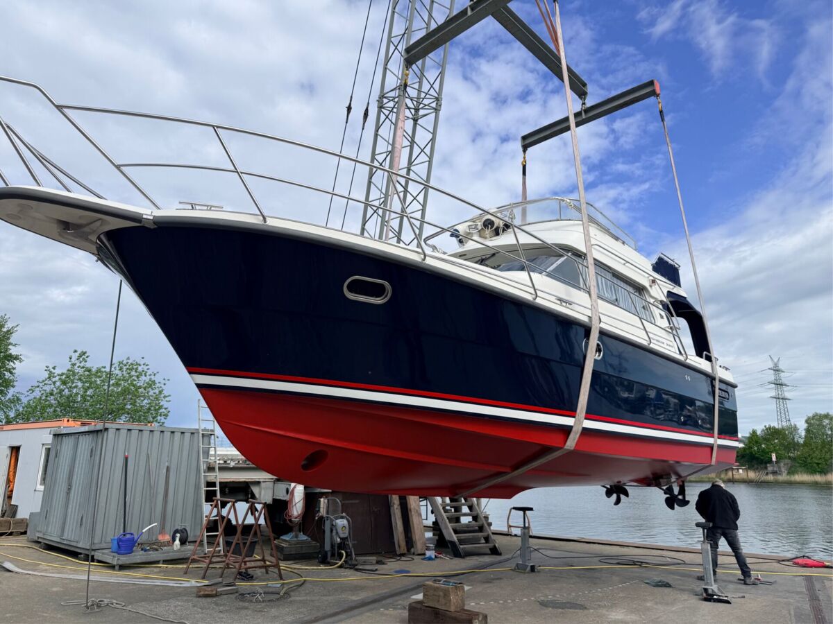 Motoryacht Nimbus 380 Carisma Fly Sailing World Yachtbrokes Heiligenhafen 8