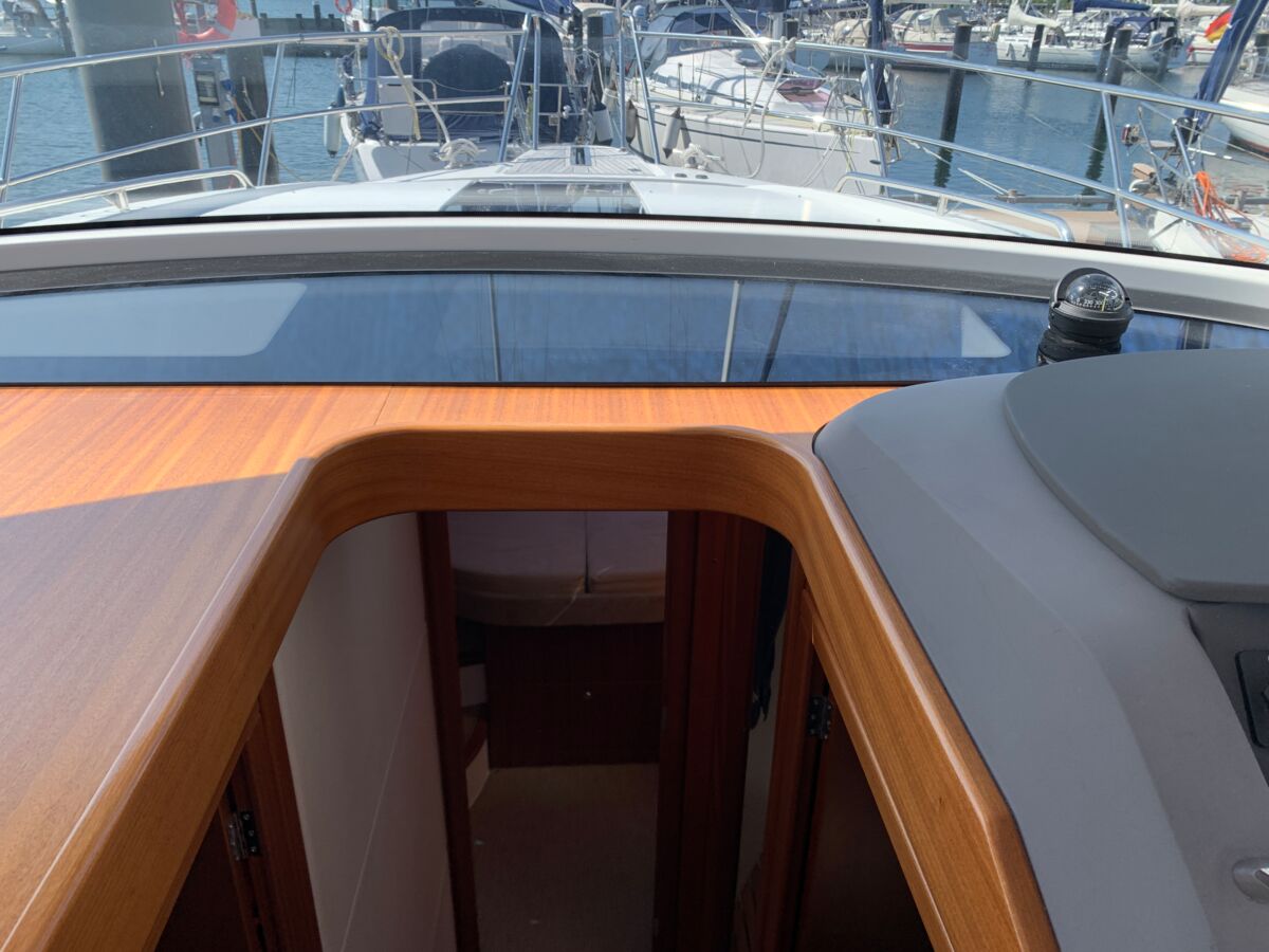 Motoryacht Nimbus 405 Coupe Sailing World Yachtmakler Heiligenhafen 25