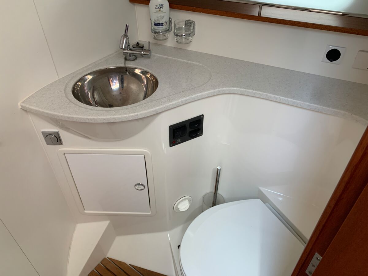 Motoryacht Nimbus 405 Coupe Sailing World Yachtmakler Heiligenhafen 42