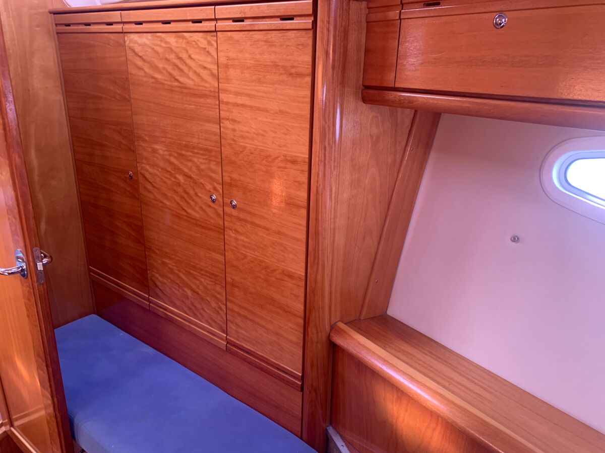 Sailing Yacht Bavaria 40 Cruiser Sailing World Yachtmakler Heiligenhafen 16