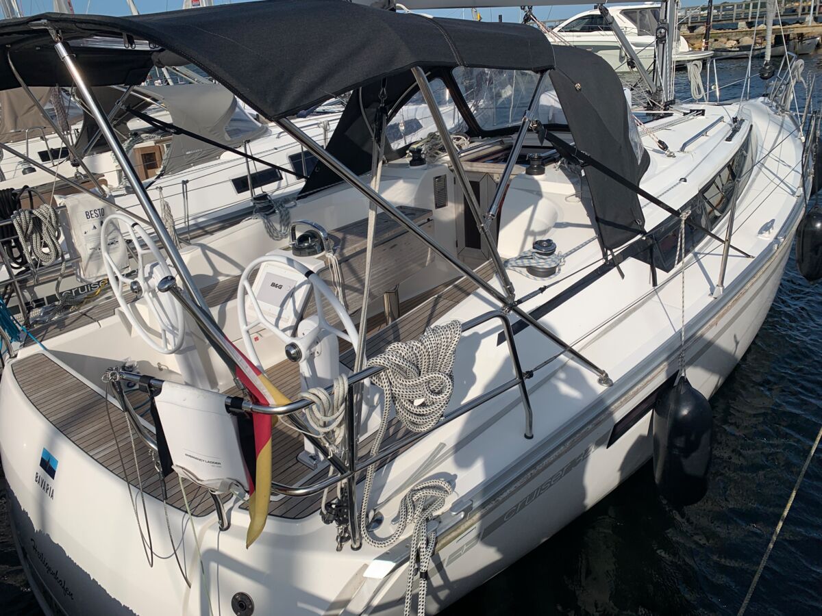 Sailing Yacht Bavaria Cruiser 34 Sailing World Yachtbrokers Heiligenhafen 2