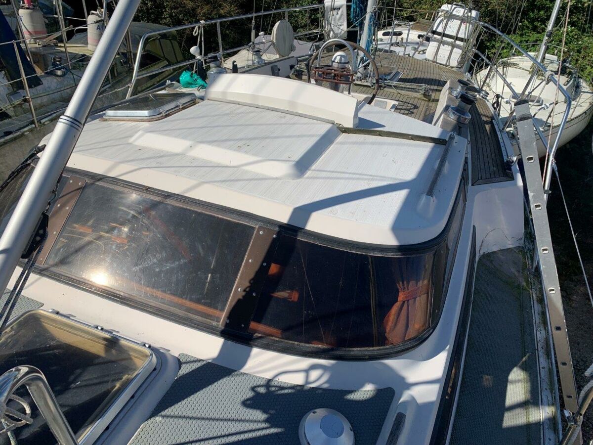 Sailing Yacht Beneteau Evasion 37 Ketch Sailing World Yachtbrokers Heiligenhafen 25