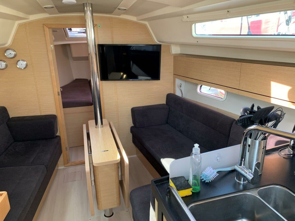 Sailing Yacht Hanse 348 Sailing World Yachtbrokers Heiligenhafen 30