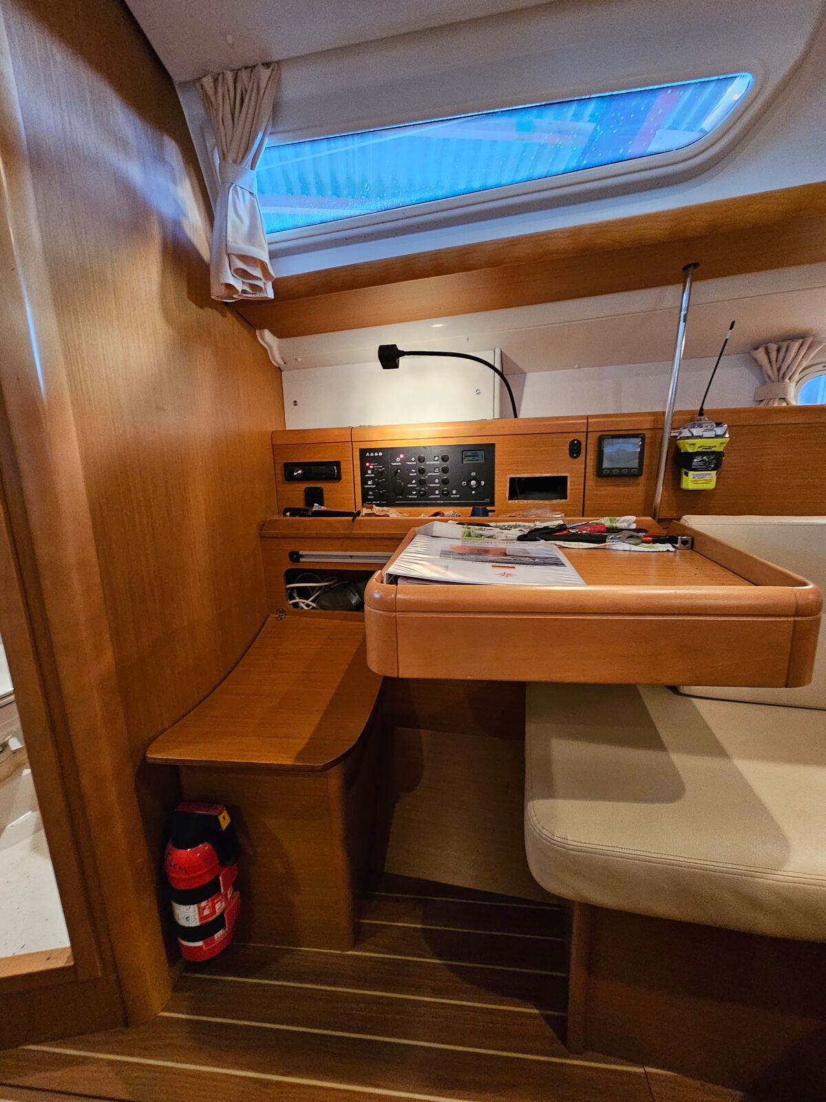 Sailing Yacht Jeanneau Sun Odyssey 36i Sailing World Yachtmakler Heiligenhafen 16