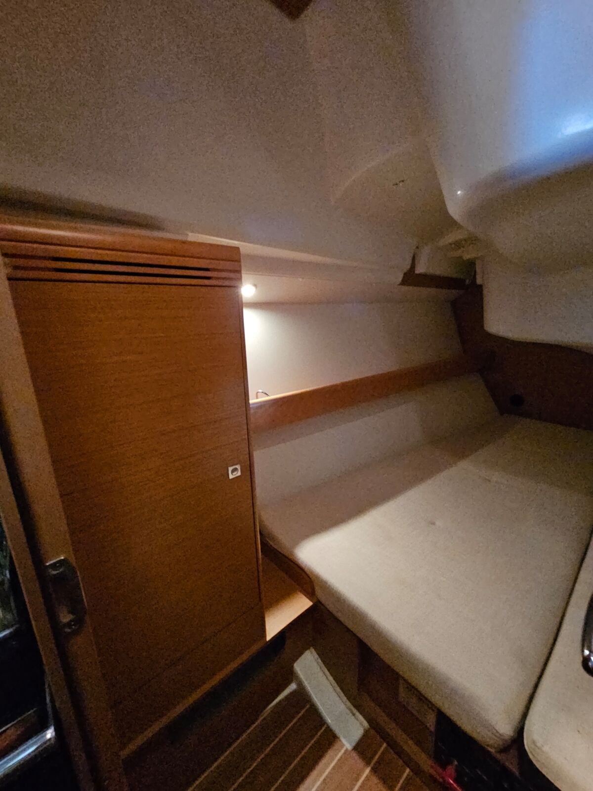 Sailing Yacht Jeanneau Sun Odyssey 36i Sailing World Yachtmakler Heiligenhafen 19