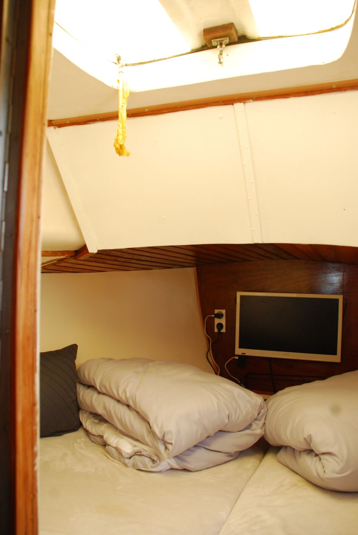 Sailing Yacht Snapdragon Sailing World Yachtbrokers 28