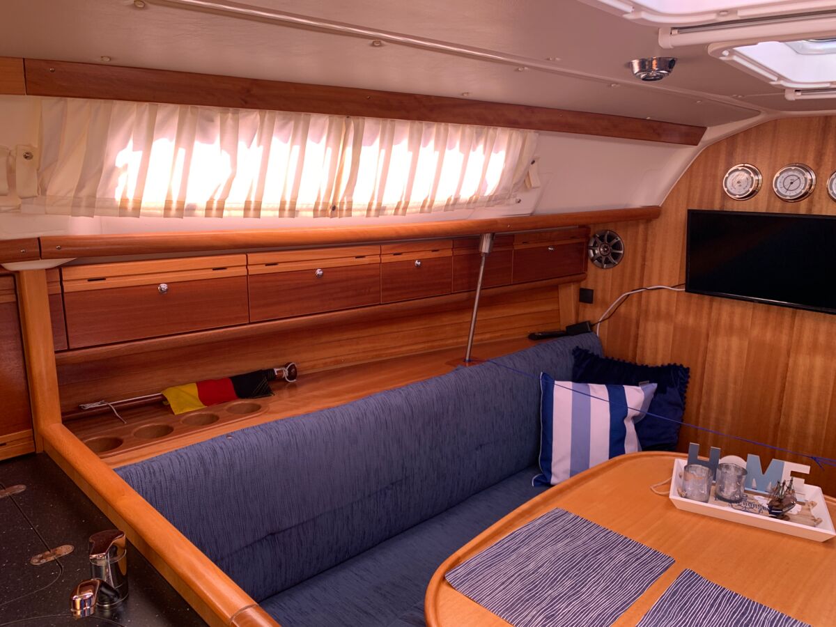 Segelyacht Bavaria 31 Cruiser Limited Edition Saling World Yachtmakler Heiligenhafen 11