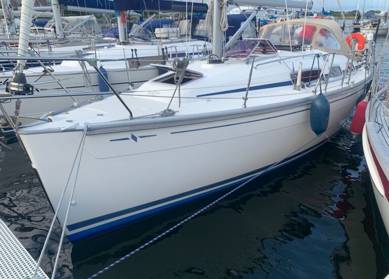 Segelyacht Bavaria 31 Cruiser Sailing World Yachtbrokers Heiligenhafen 4