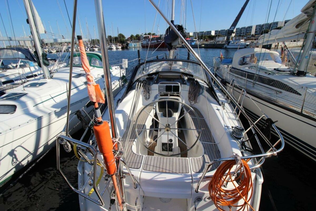Segelyacht Bavaria 32 Sailing World Yachtmakler Heiligenhafen 4