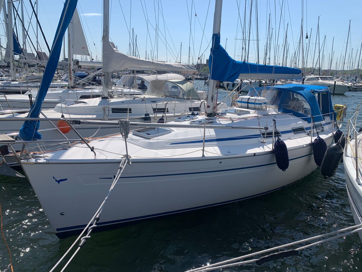 Segelyacht Bavaria 34 Sailing World Yachtmakler Heiligenhafen 2)
