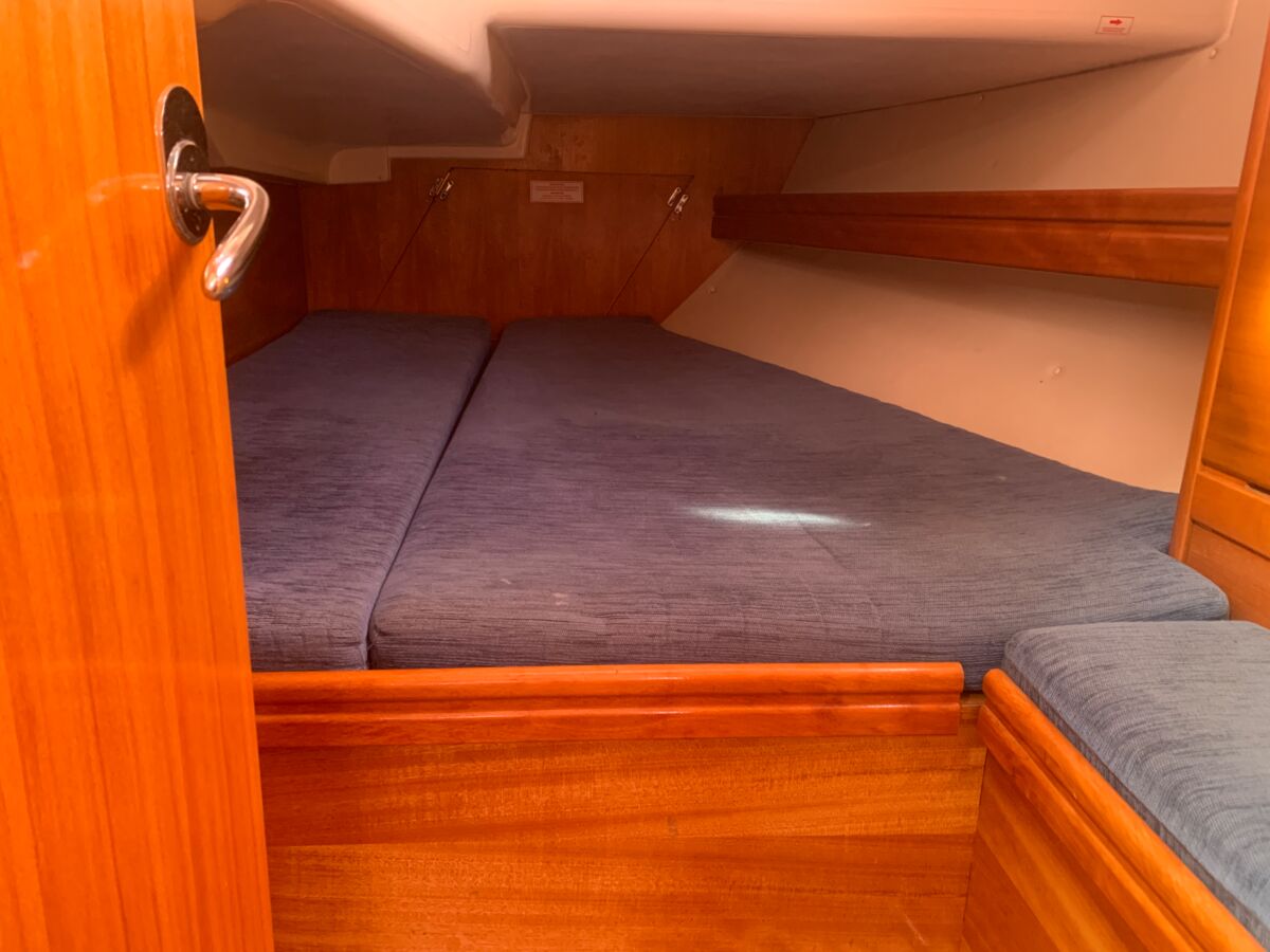 Segelyacht Bavaria 37 Cruiser Sailing World Yachtbrokers Heiligenhafen 20