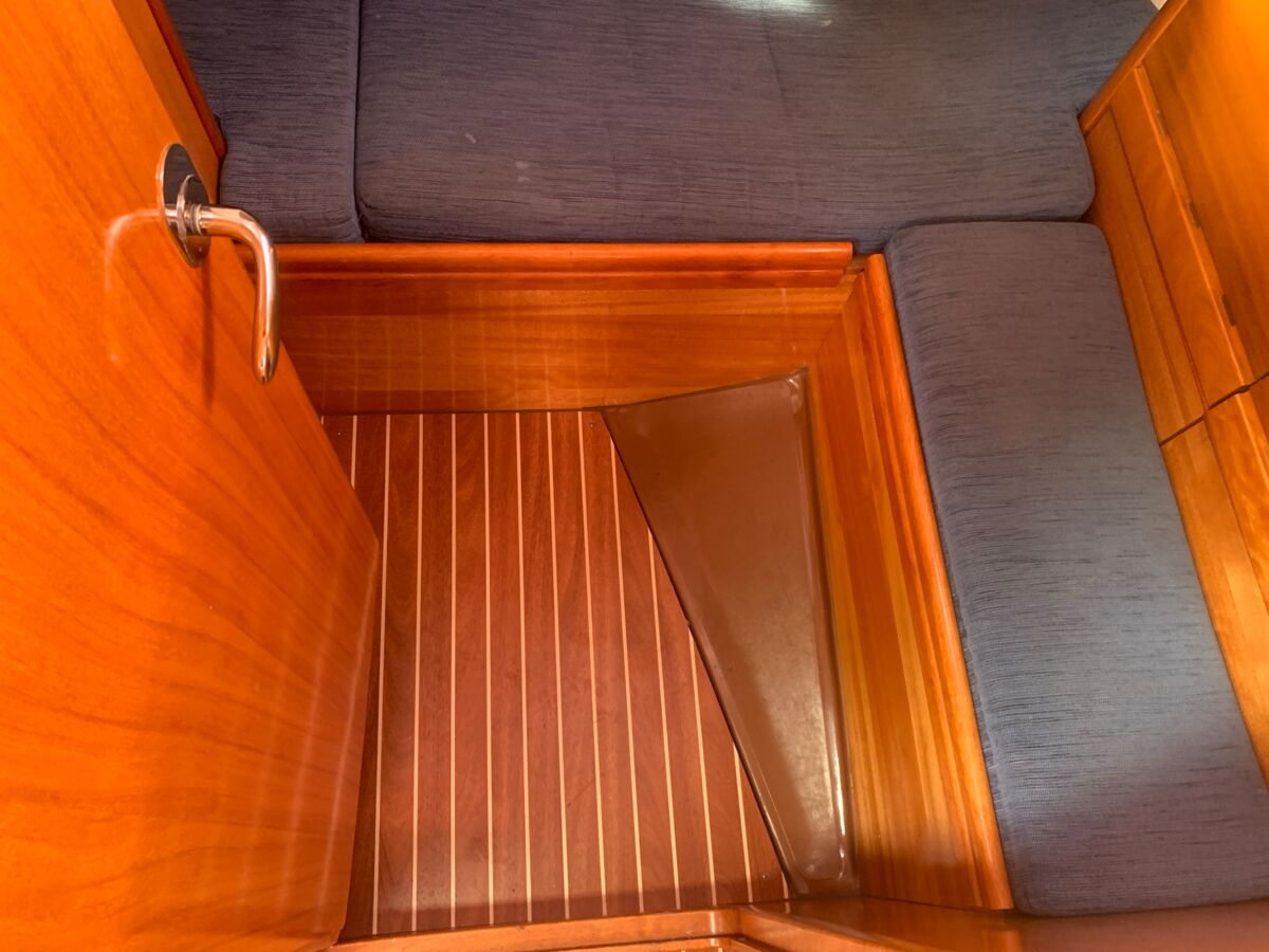 Segelyacht Bavaria 37 Cruiser Sailing World Yachtbrokers Heiligenhafen 23