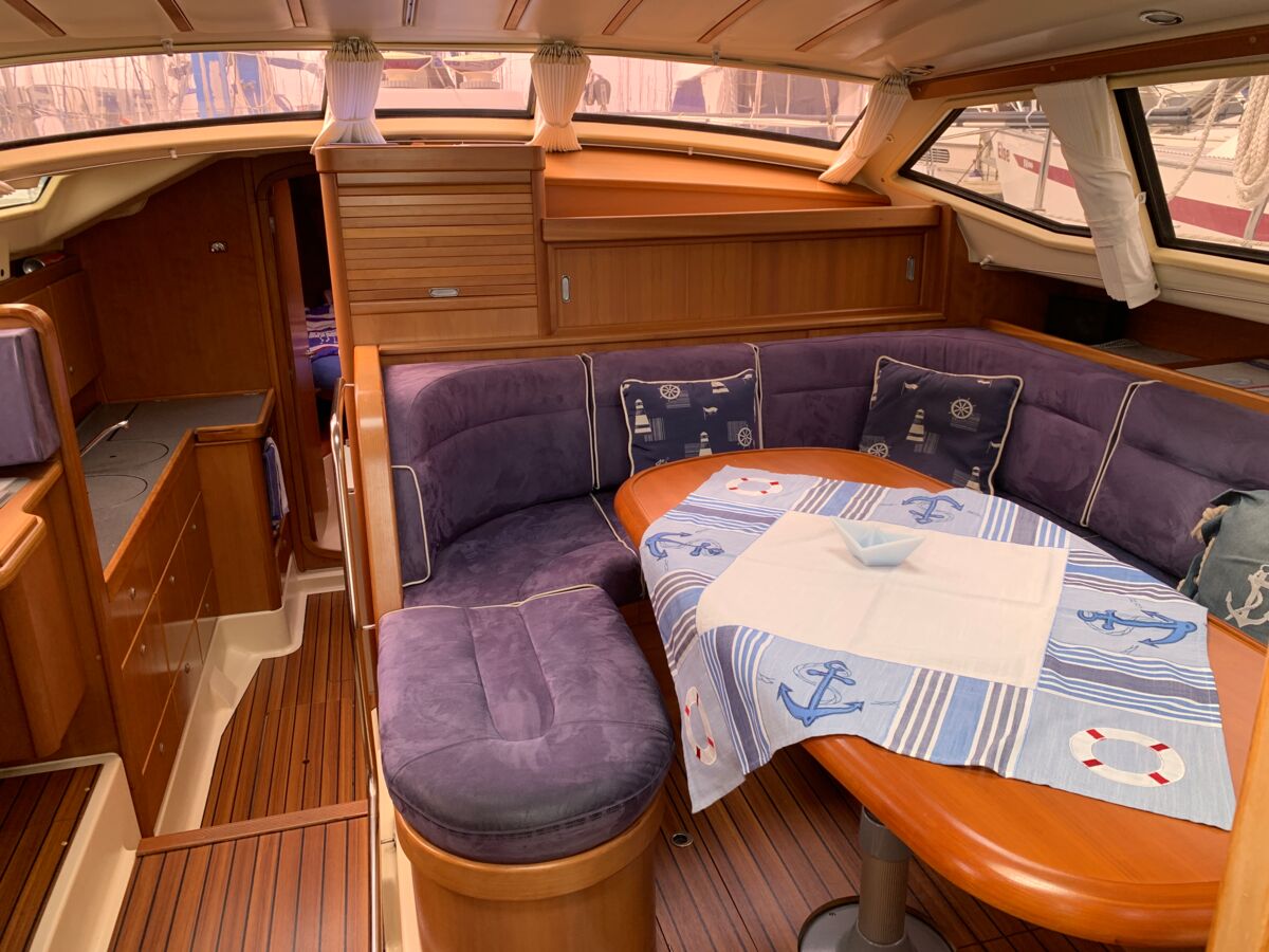 Segelyacht Dehler 41 Decksalon Sailing World Yachtmakler 30