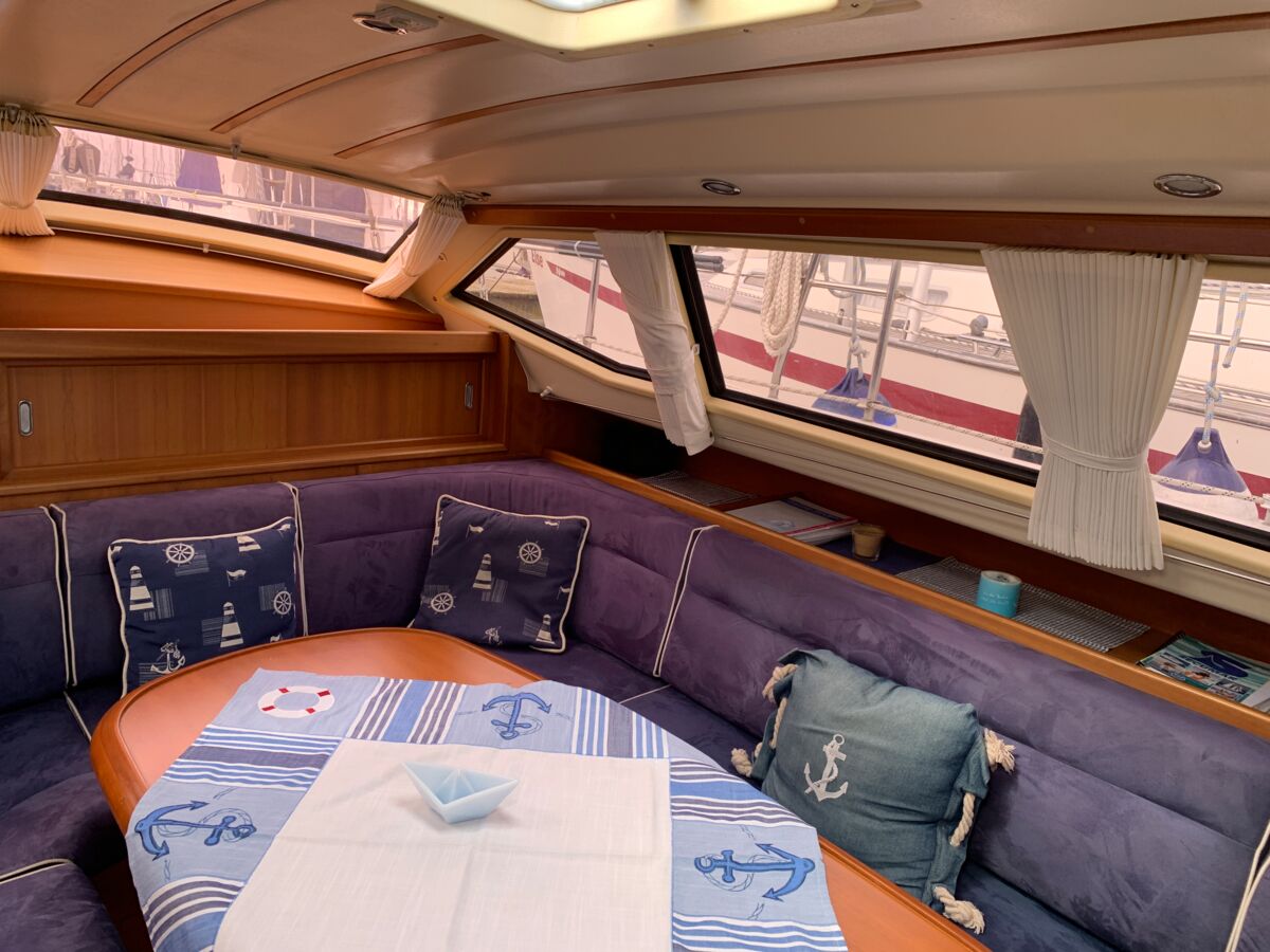 Segelyacht Dehler 41 Decksalon Sailing World Yachtmakler 34