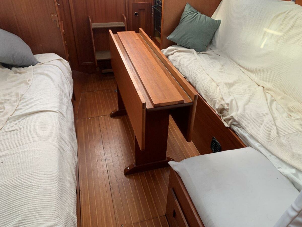 Segelyacht Hallberg-Rassy 29 Fehmarn Sailing World Yachtmakler 56