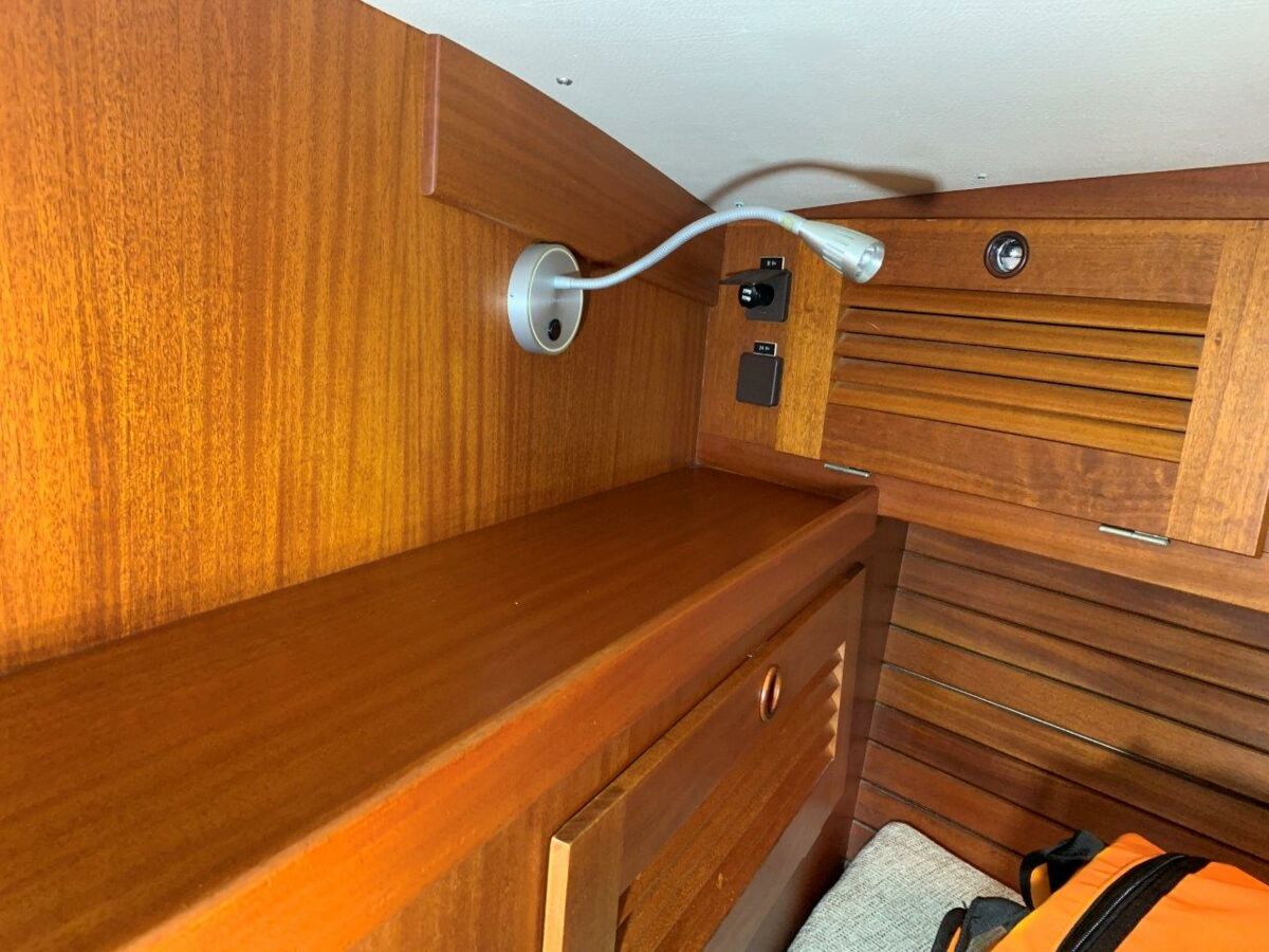 Segelyacht Hallberg-Rassy 45 Sailing World Yachtmakler   (26)