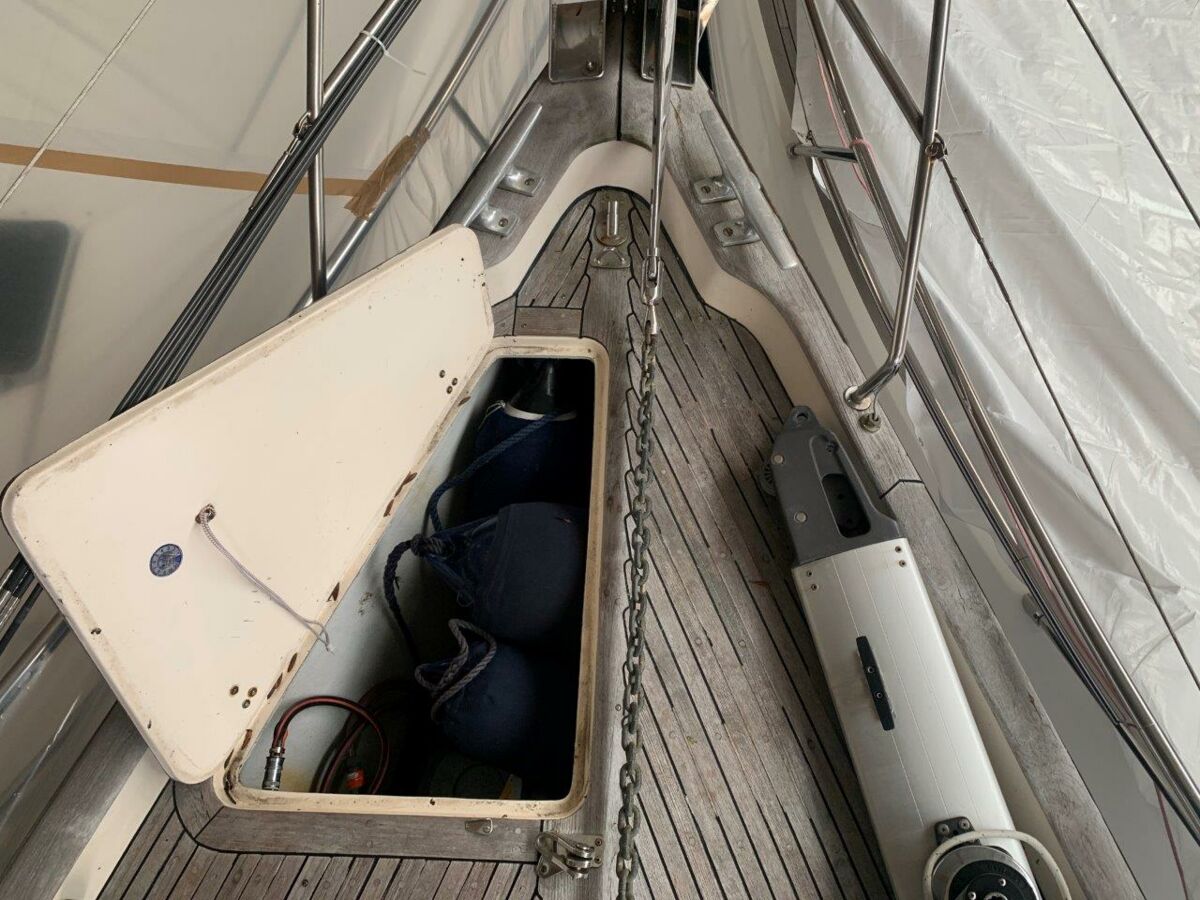 Segelyacht Hallberg-Rassy 45 Sailing World Yachtmakler   (86)