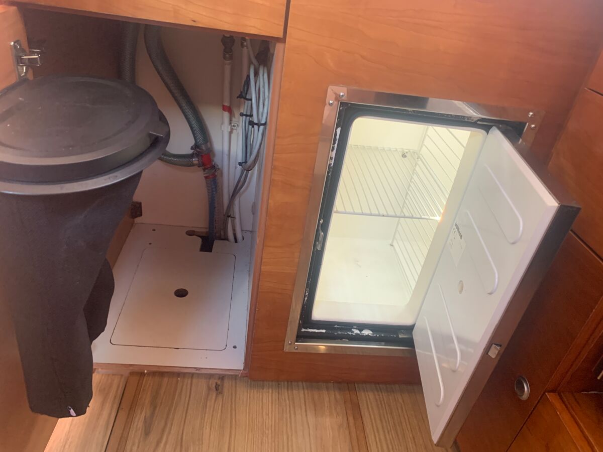 Segelyacht Hanse 370 Sailing World Yachtbrokers Heiligenhafen 34