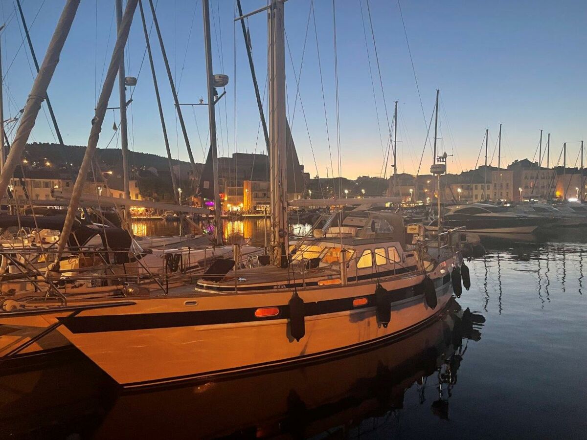 Segelyacht Motiva 39S Sailing World Yachtbrokers 161