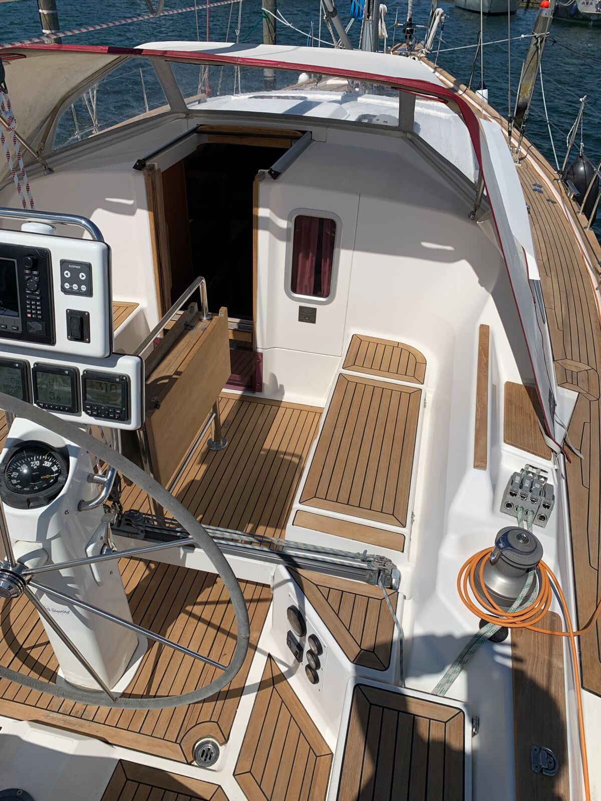 Decksalon Segelyacht Vilm 41 DS Sailing World Yachtmakler Heiligenhafen 10